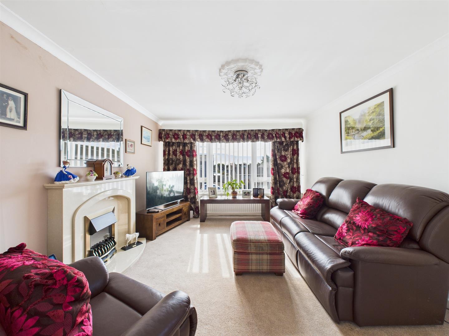 12 Old Hall Close, Morecambe LA4 6NL